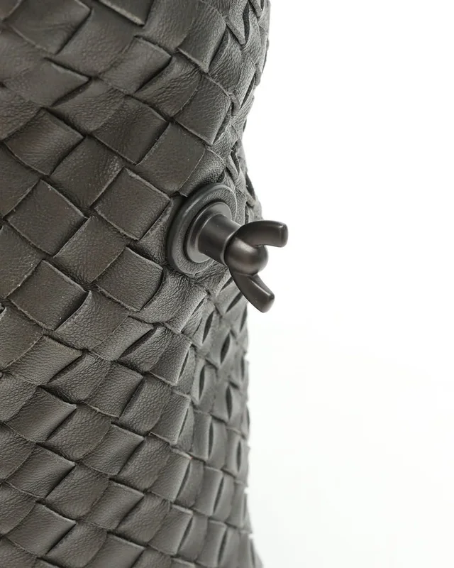 Bottega Veneta Intrecciato Business Bag in Woven leather from A Retro Tale, photo 7 of 14