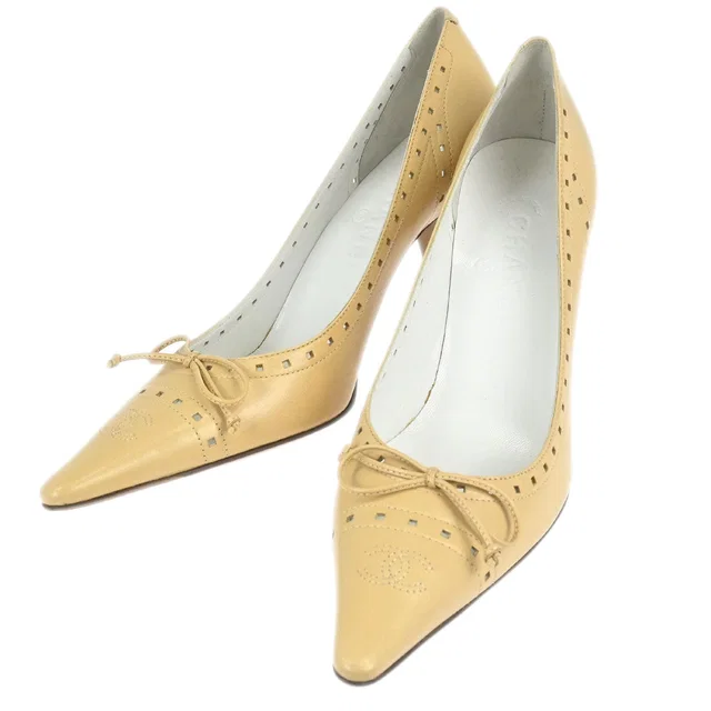 Chanel CC Bow Beige Leather Pumps Shoes #38 in Beige Leather from AMORE Vintage Tokyo