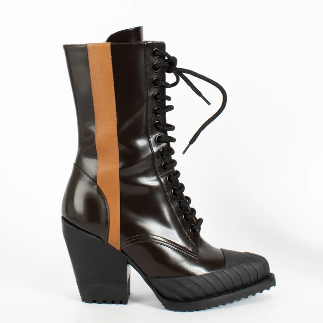 Chloé Brown/Tan Lace-Up Boots - Size 38 in Brown from Labellov