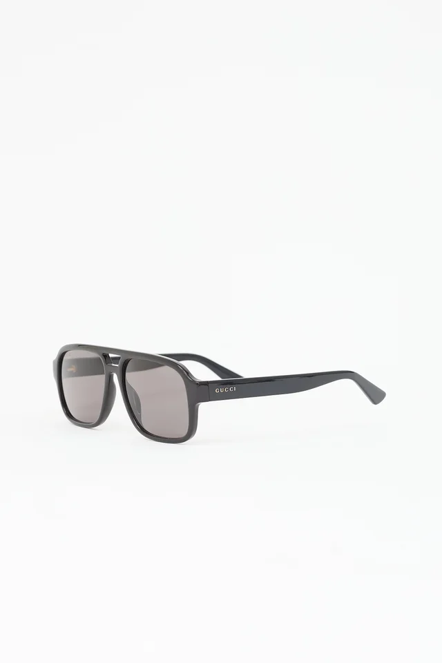 Gucci GG1342S Pilot Sunglasses from VSP Consignment, photo 2 of 2