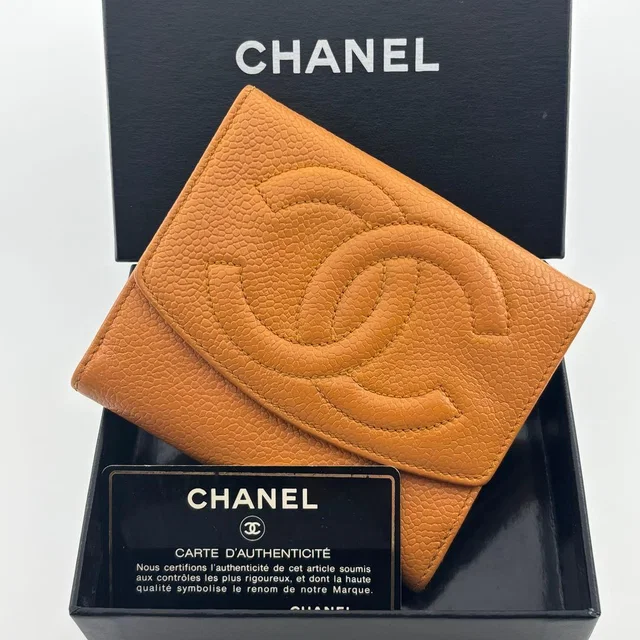 Chanel Wallet Jumbo CC Logo Caviar Snap Bifold in Caviar leather from The Reluxe