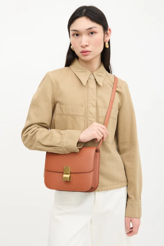 Celine 2019 Leather Medium Classic Box Bag in Leather from VSP Consignment