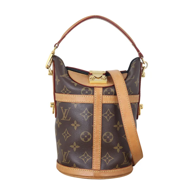 Louis Vuitton Duffle Bag Monogram in Coated canvas from Luxe.It.Fwd
