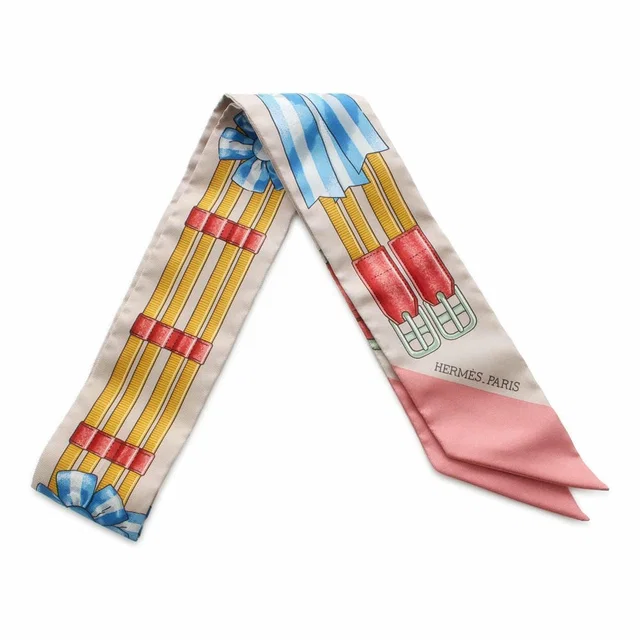 Hermès Twilly Jumping BeigeRose/view Rose/Blue Silk100% in Blue from GALLERY RARE