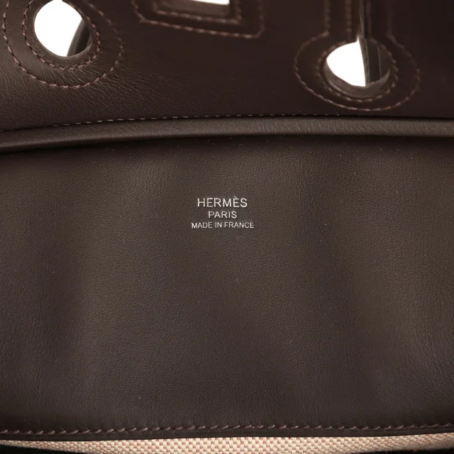 Hermès Birkin Cargo 25 Ecru-Beige Toile H Canvas and Bai Brun Swift Palladium Hardware in Beige Swift/Toile from Madison Avenue Couture, photo 7 of 8