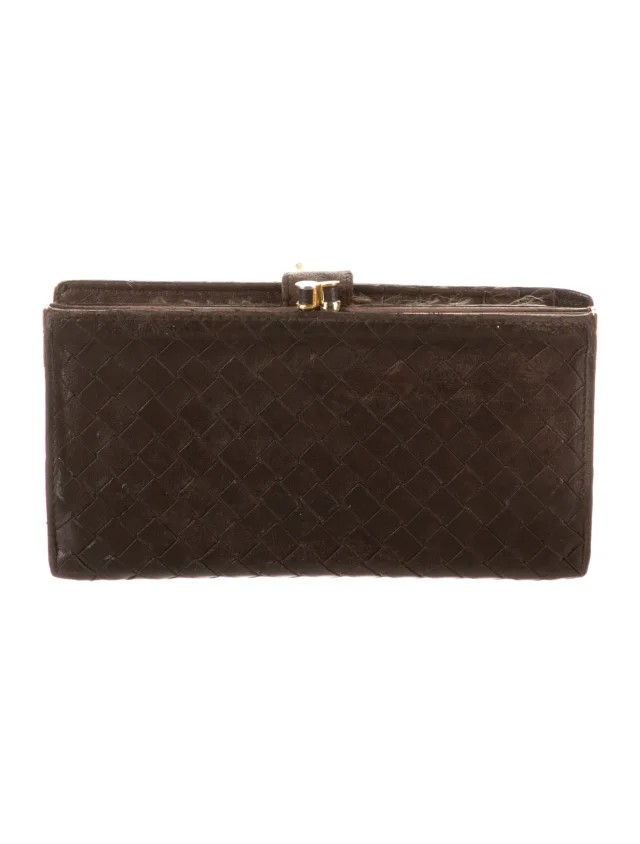 Bottega Veneta handbags, wallets & cases in Brown Woven leather from The RealReal, photo 2 of 2