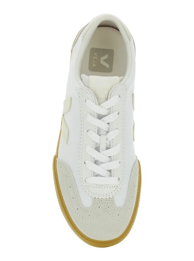 VEJA Sneaker 'Volley' Low Top with Logo Patch on the Side and Logo Lettering on the Back in White Fabric Unisex in White 100% Canvas, photo 7 of 8 from Gaudenzi Boutique