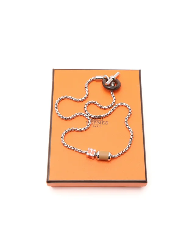 Hermès Meli-Melo Necklace from A Retro Tale, photo 2 of 5