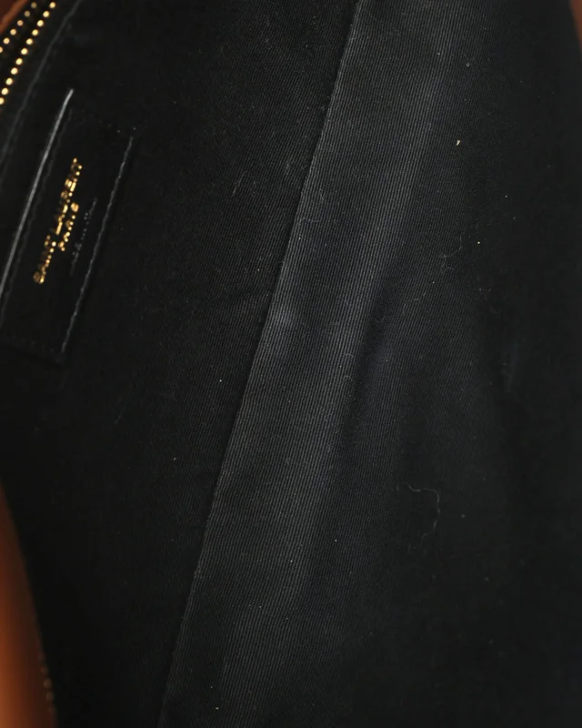 Saint Laurent Crocodile-Embossed Suede Kate Shoulder Bag in Suede from A Retro Tale, photo 10 of 11