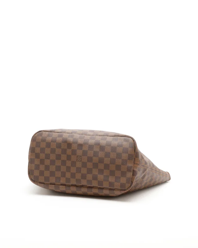 Louis Vuitton Damier Neverfull MM Tote Bag from A Retro Tale, photo 4 of 11