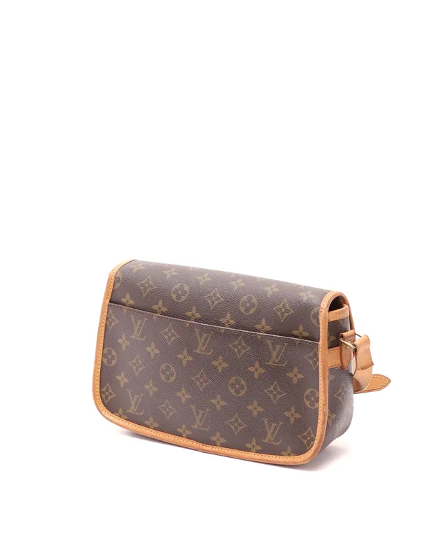 Louis Vuitton Monogram Sologne Bag in Coated canvas from A Retro Tale, photo 3 of 9