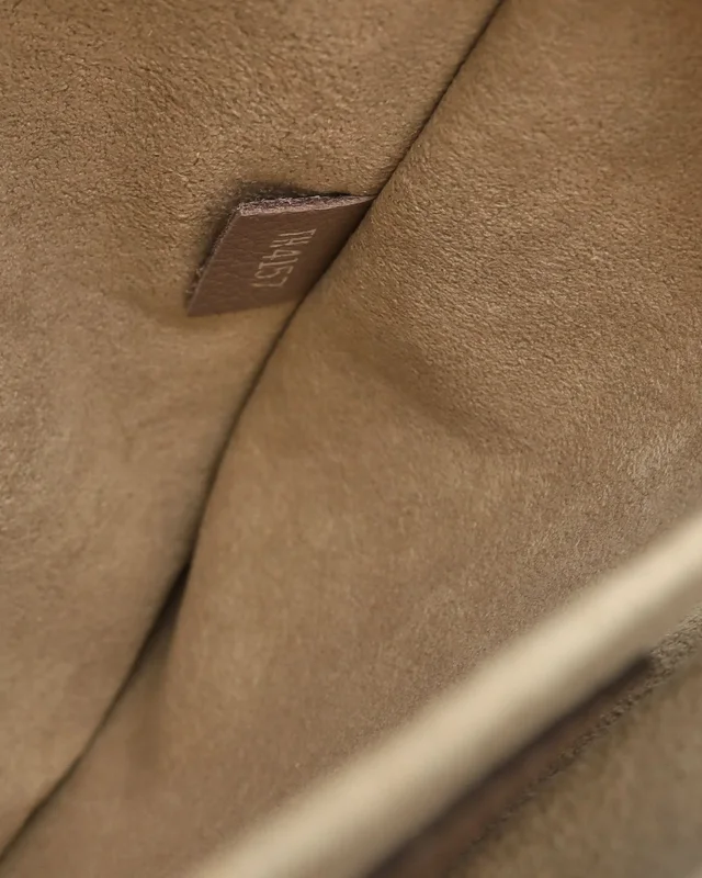 Louis Vuitton Pochette Jour PM Clutch Bag in Caviar leather from A Retro Tale, photo 4 of 5