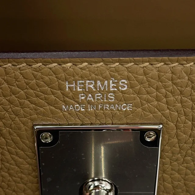 Hermès Kelly Akkad Dune083589CK Togo Leather Size PM in Togo leather from GALLERY RARE, photo 14 of 15