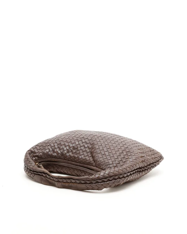 Bottega Veneta Medium Intrecciato Hobo Bag in Woven leather from A Retro Tale, photo 5 of 10