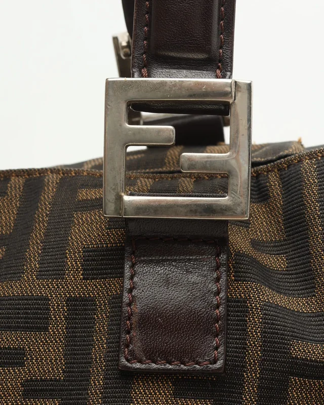Fendi Large Zucca Tote Bag in Canvas from A Retro Tale, photo 6 of 9