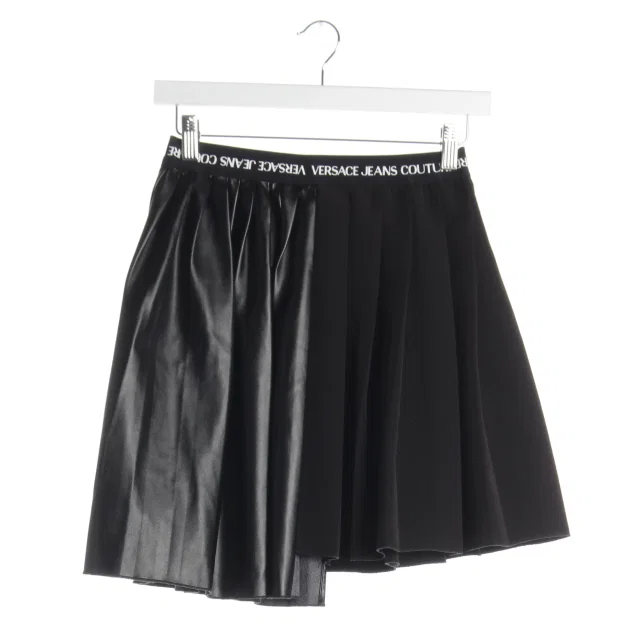 Versace Rock 32 Schwarz in Schwarz from Buddy And Selly