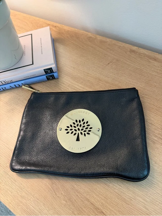 Mulberry Daria Black Leather Zip Pouch With Gold Tree Emblem in black|gold Leather from Poshmark
