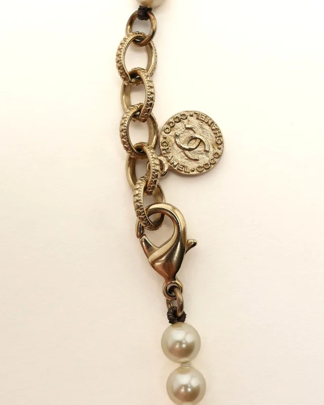 Chanel Coco Mark Pearl Necklace from A Retro Tale, photo 5 of 6