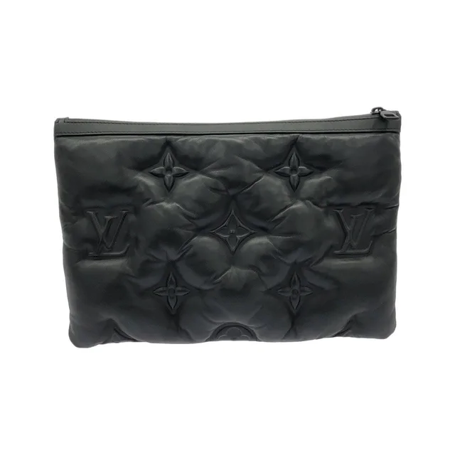 Louis Vuitton LOUIS VUITTON 2054 Pochette A4 M68775 Bag in BLACK(ブラック) / BLACK(ブラック)金具 from KOMEHYO, photo 2 of 7