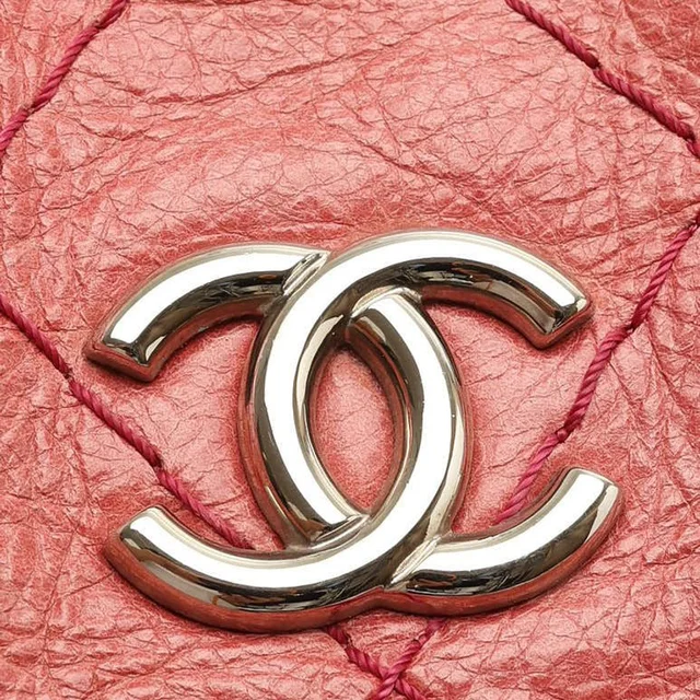 Chanel On The Road Tote Bag in Leather from A Retro Tale, photo 6 of 12