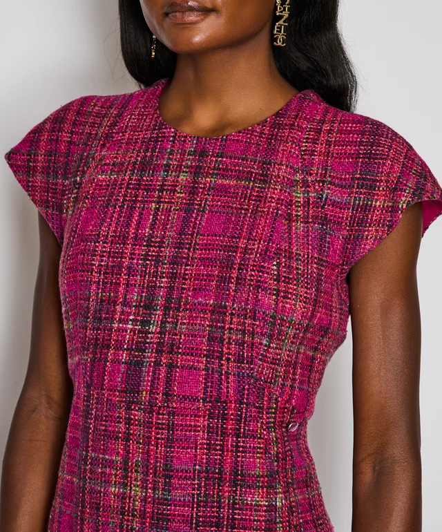 Chanel Pink Sleeveless Tweed Midi Dress with CC Button Detail Size FR 42 (UK 14) in Pink Tweed from Sellier, photo 2 of 2