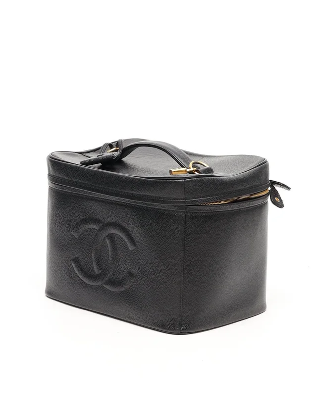 Chanel CC Caviar Vanity Bag in Caviar leather from A Retro Tale, photo 2 of 12