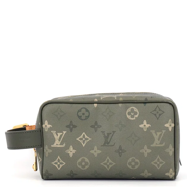 Louis Vuitton Dop kit Khaki GreenM26963 Monogram・Surplus in Green Leather from GALLERY RARE