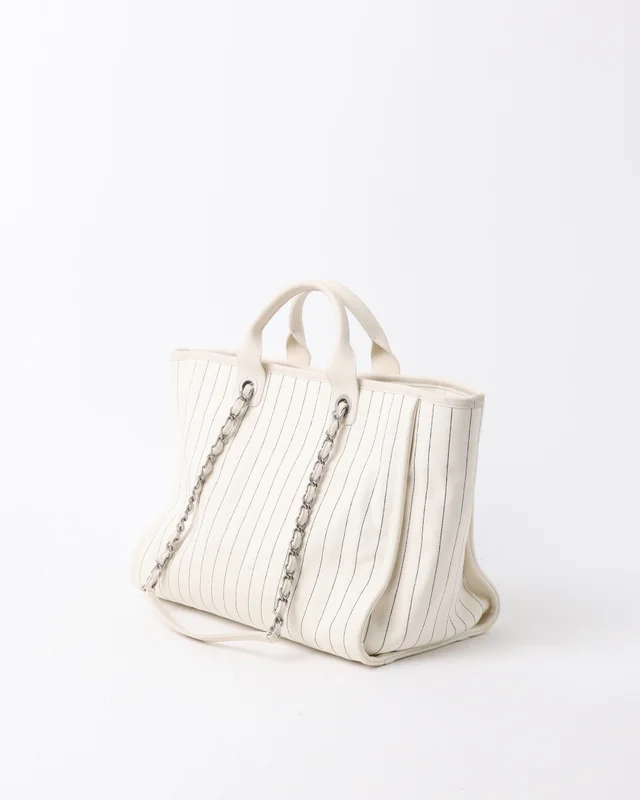 Chanel Striped Deauville MM Tote Bag in Canvas from A Retro Tale, photo 3 of 11