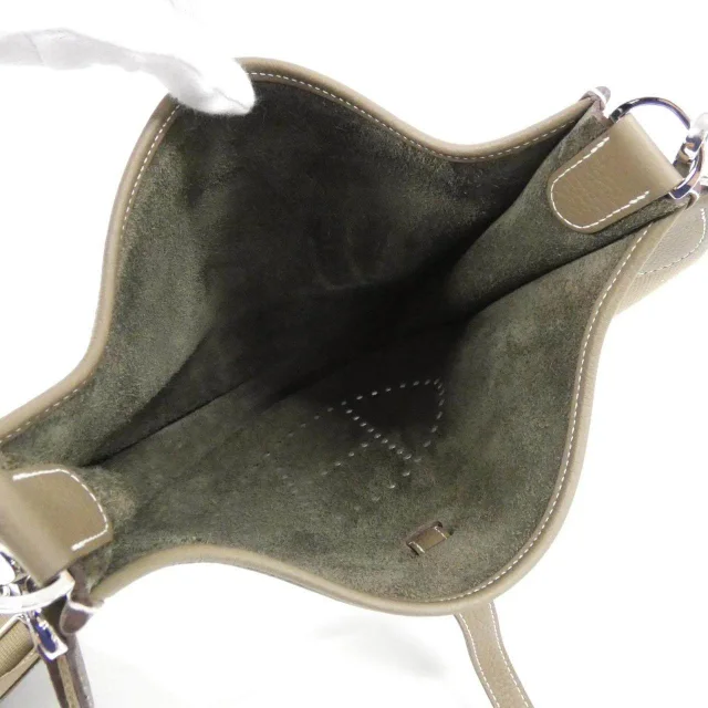 Hermès Evelyne3 PM Taurillon Clemence Shoulder Bag in Brown Calfskin from LuxUness, photo 5 of 5