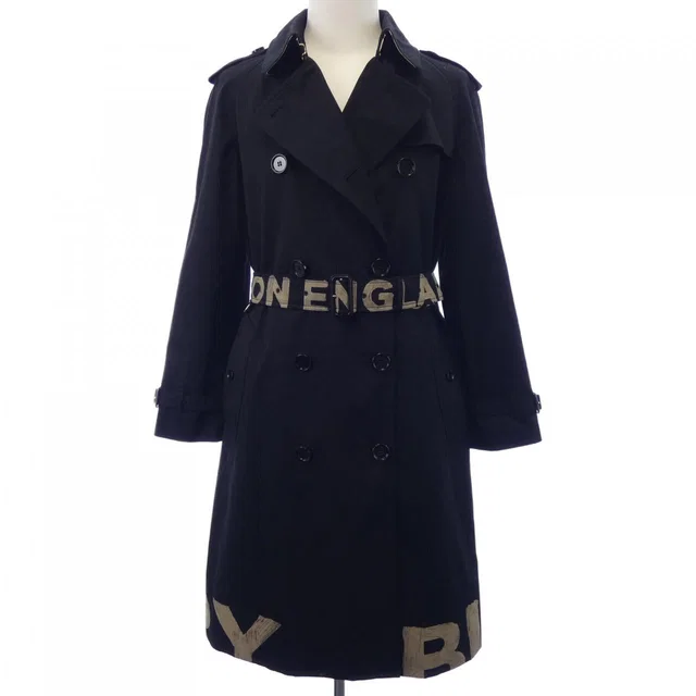 Burberry Trench Coat from LuxUness