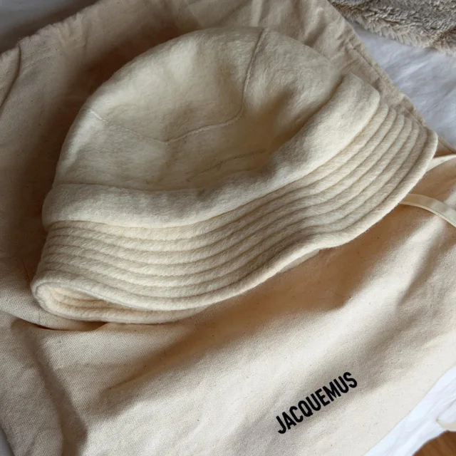 Jacquemus Women's Bucket hats - Cream in White from Depop, photo 2 of 7