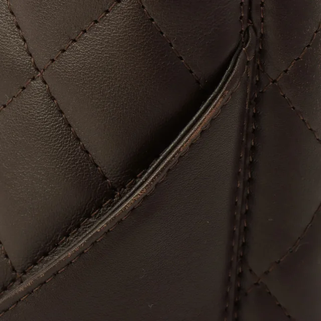 Chanel tote bag L, brown, made around 2005 in Brown Lambskin from VINTAGE QOO TOKYO, photo 15 of 19