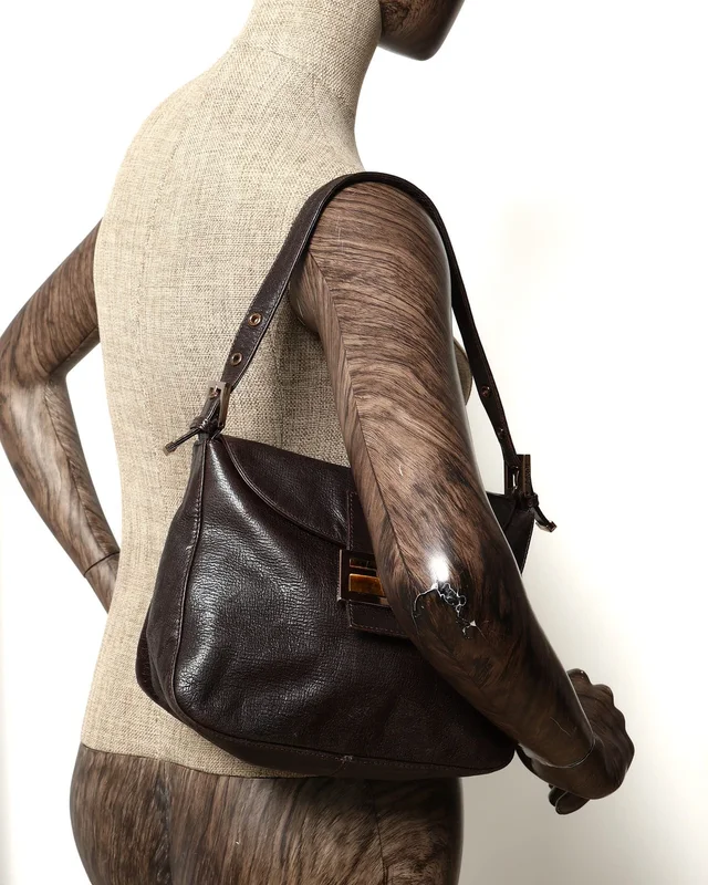 Fendi Leather Bag in Leather from A Retro Tale, photo 8 of 8