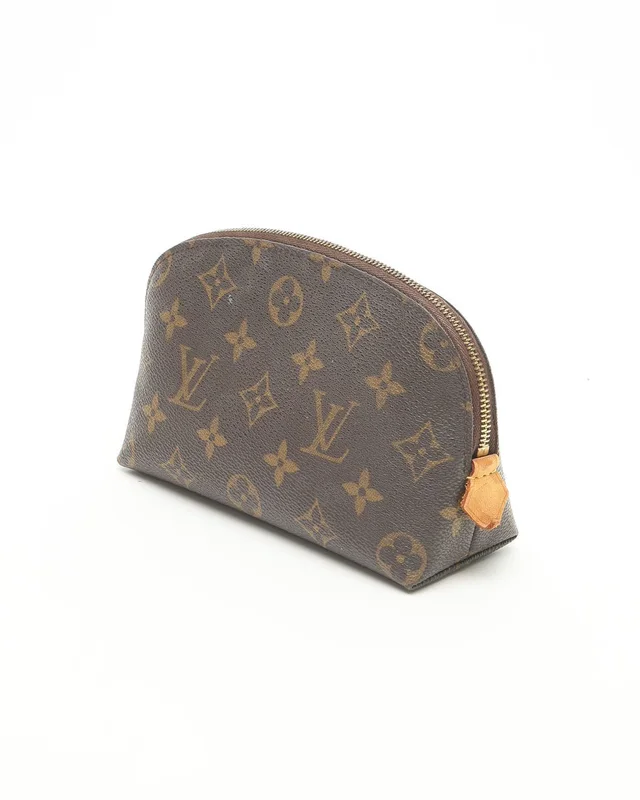 Louis Vuitton Monogram Cosmetic Pouch in Coated canvas from A Retro Tale, photo 2 of 9