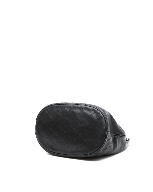 Chanel Quilted Bucket Bag in Leather from A Retro Tale, photo 5 of 12