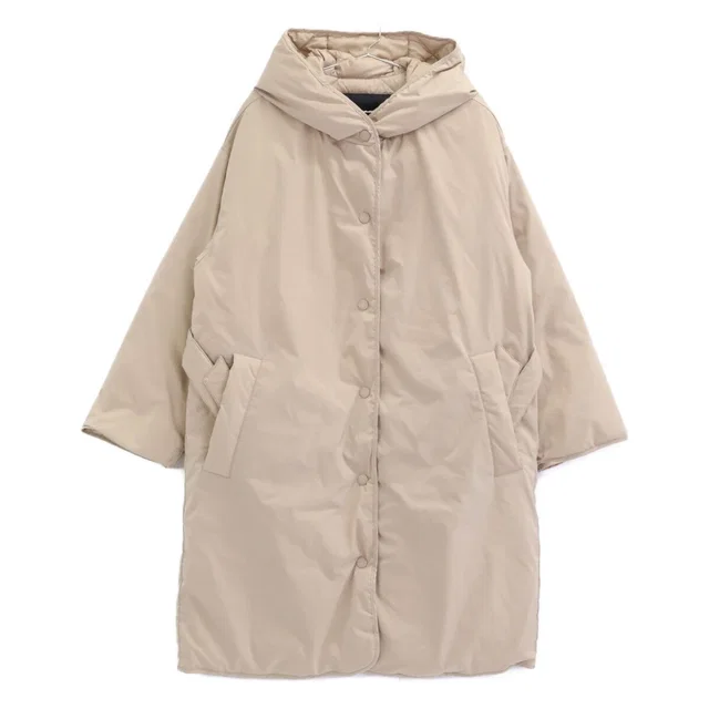 Max Mara Weekend Beige Reversible Medium Padding Down Coat 46 in Beige from The Reluxe