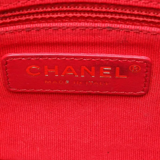 Chanel Mini Chain Soul Flap Bag in Caviar leather from A Retro Tale, photo 7 of 10