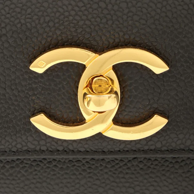 Chanel Circa 1995 Caviar Skin 6CC Turnlock Plate Pouch Drawstring Shoulder Bag Black in Black Caviar leather from VINTAGE QOO TOKYO, photo 7 of 14