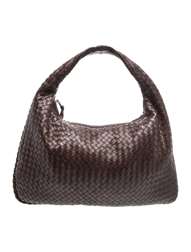 Bottega Veneta Intrecciato Veneta Hobo Vintage in brown|red Woven leather from The RealReal