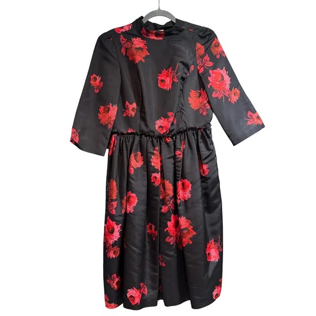 Prada Dress with Red Flowers - size 42 in Black from Revivre Luxury Consignment