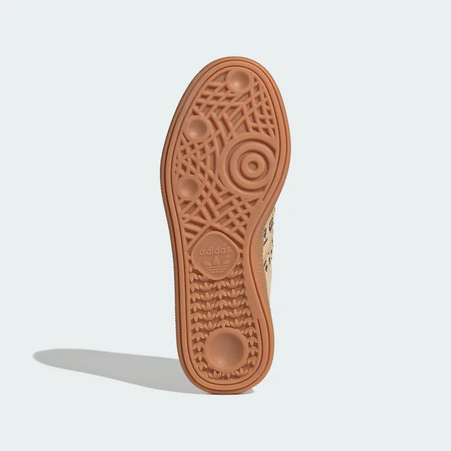 Adidas HANDBALL SPEZIAL SHOES in Beige, photo 3 of 6 from adidas (US)