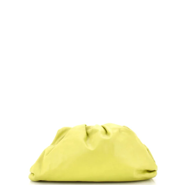 Bottega Veneta The Pouch Leather in green Leather from Rebag, photo 3 of 6