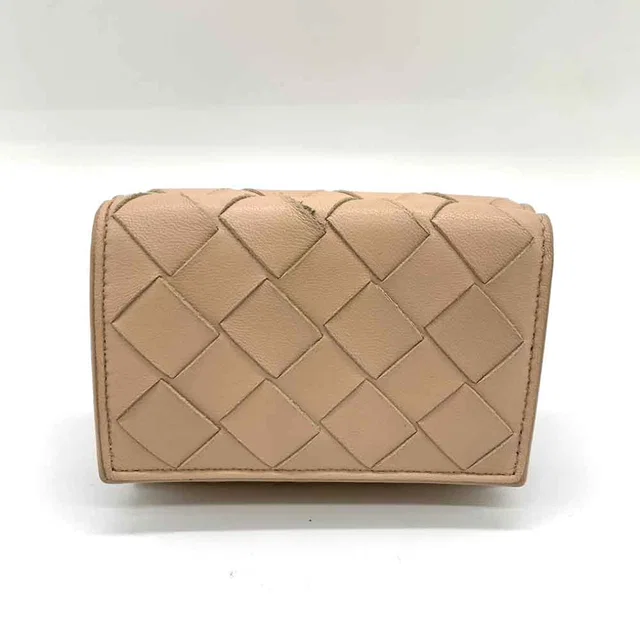 Bottega Veneta Beige Leather Compact Wallet in Beige Leather from LuxUness