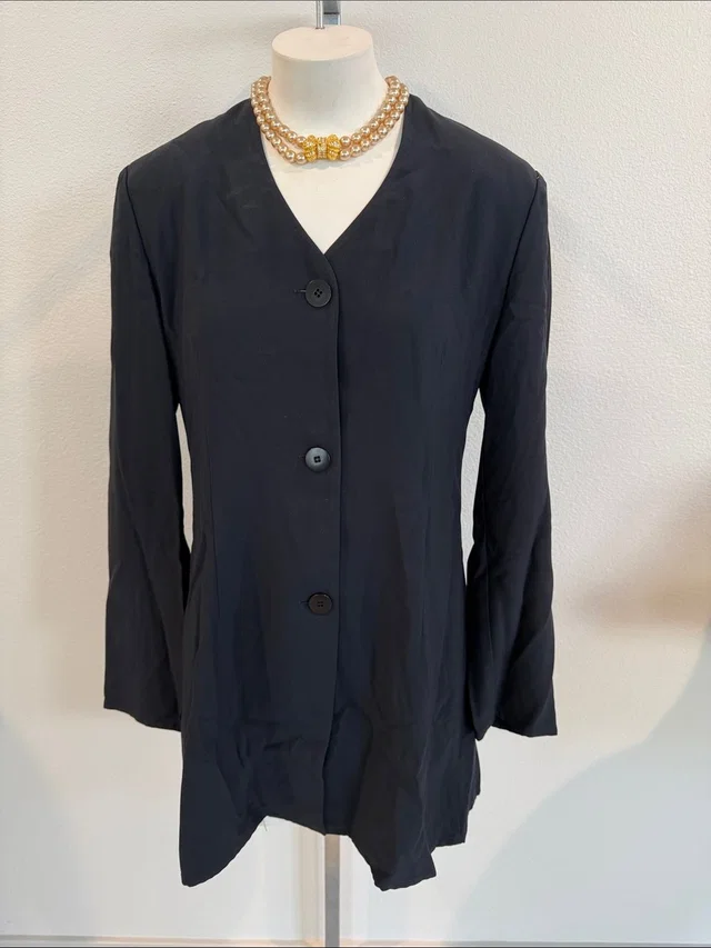Giorgio Armani Three-Button Minimalist Blazer Sz 8/42 in black from Poshmark