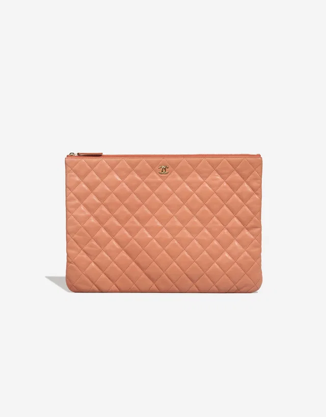 Chanel Timeless Clutch Lamb Blush in Beige, Pink Lambskin from SACLÀB