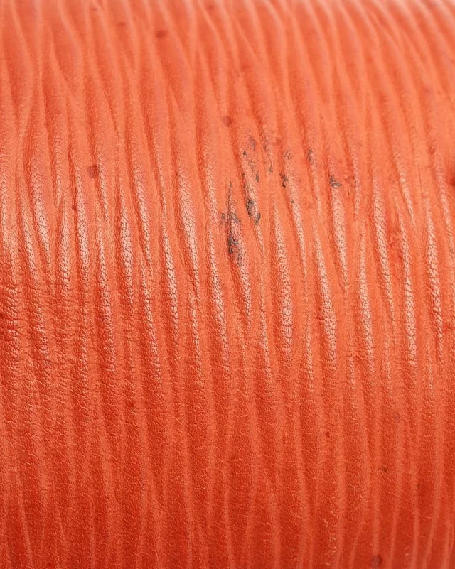 Loewe Velazquez Top Handle Bag in Leather from A Retro Tale, photo 6 of 10