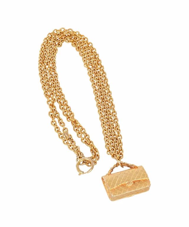 24K Gold Vintage Chanel Classic Flap Bag Pendant Necklace in Gold from Luxury Promise, photo 2 of 2