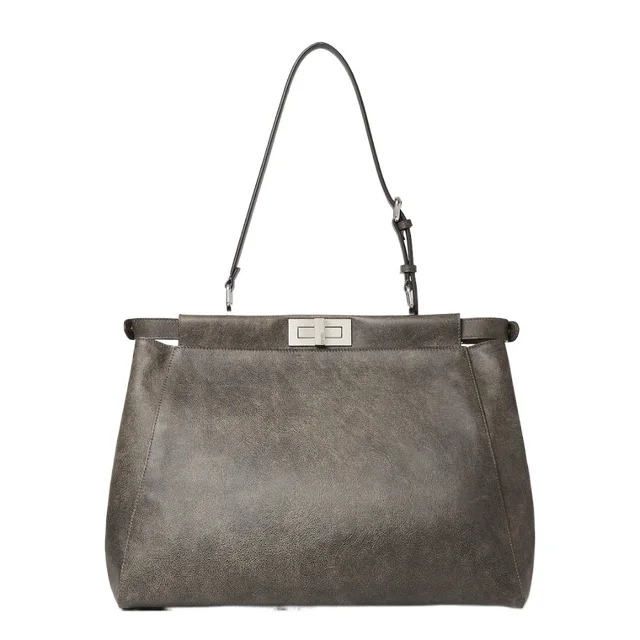 Fendi My Peekaboo Large Black vintage-effect leather bag, photo 4 of 7 from SENSER