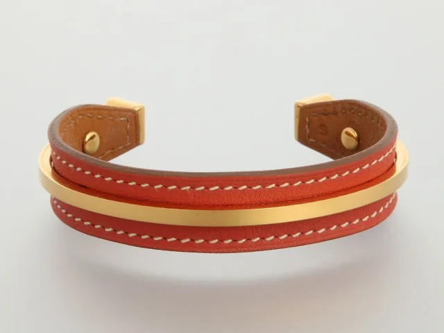 Hermès Sanguine Swift Binôme Cuff in Swift leather from Ann's Fabulous Finds, photo 2 of 5