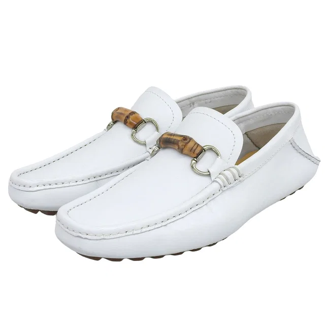 Gucci Horsebit Flat Shoes #39 White in White Leather from VINTAGE QOO TOKYO